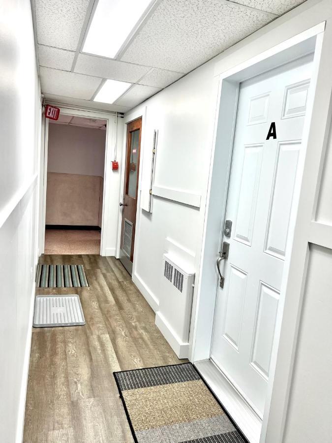 Sutton - Condo Au Coeur Du Village Екстер'єр фото